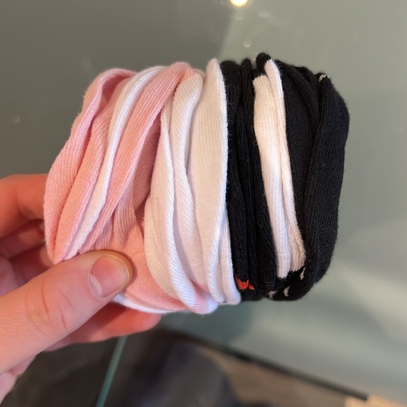 Kate Spade New York 10 Pairs Shortie Crew Socks - Picture 5 of 14